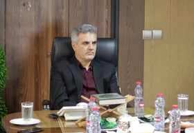 معلم گرفتار معیشت نمی‌تواند آینده‌ساز باشد