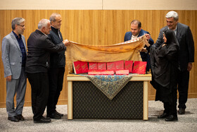 رونمایی از کتاب دینامیک به روز در همایش«نوآوری، خلاقیت و مهندسی در ۸ سال دفاع مقدس»