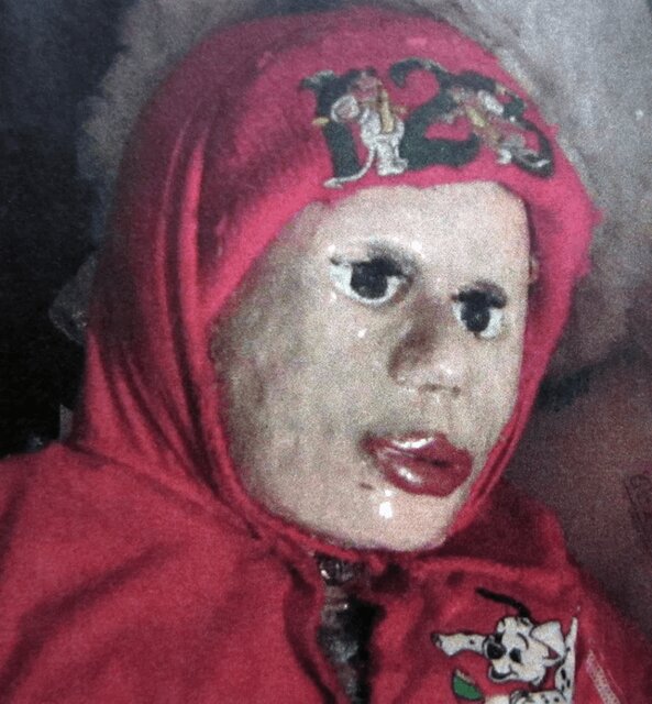 این مرد دیوانه جنازه دختران را مومیایی و به عروسک تبدیل میکرد