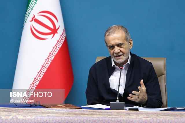 باید به سمت انرژی خورشیدی حرکت کنیم باید به سمت انرژی خورشیدی حرکت کنیم