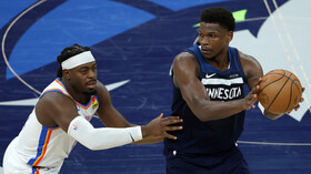 شکست سنگین مدعی قهرمانی NBA/ خشم گرگ‌ها در فینال کنفرانس غرب