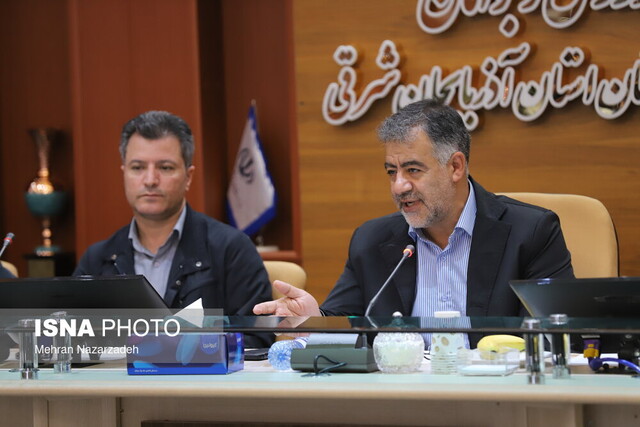آغاز تعویض چمن ورزشگاه یادگارامام (ره) تبریز تا پایان هفته جاری
