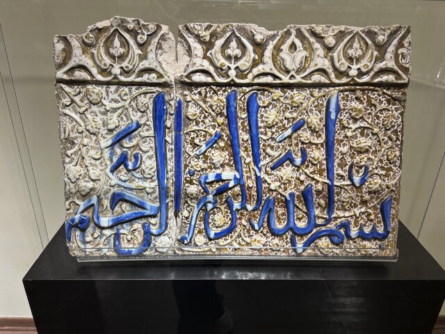 ۱۰ گنجینه‌ پنهان؛ آثاری که از حرم رضوی برای نخستین بار خارج شدند