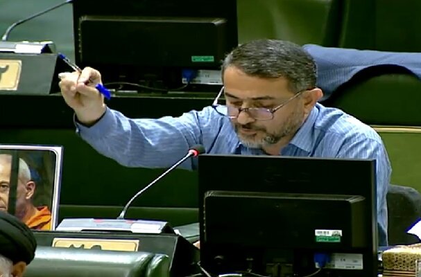 زارعی: هیئت رئیسه مجلس محل سیاست‌زدگی، دعوا و غرفه امتیازطلبی نیست