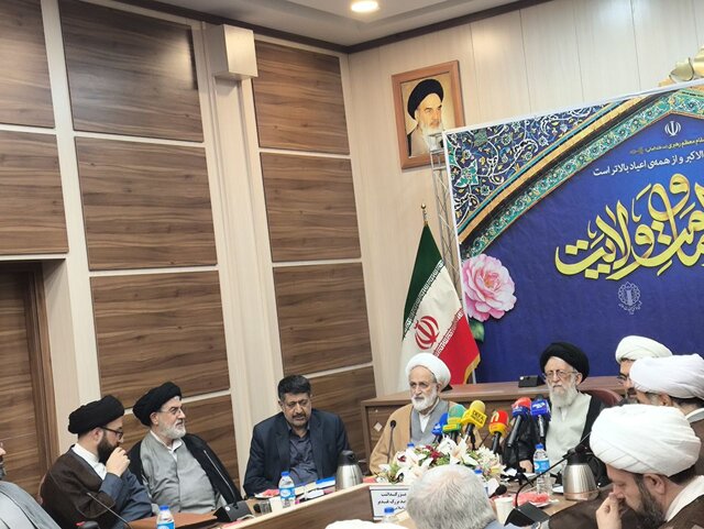 جشنهای غدیر باید مردمی باشد جشنهای غدیر باید مردمی باشد