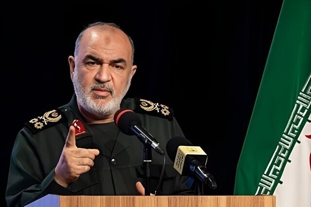 اگر صهیونیست‌ها حماقت کنند، دروازه‌های آتش به روی آنان باز می‌شود