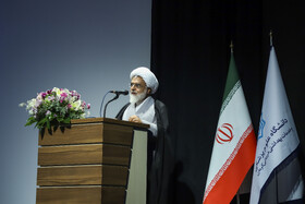سخنرانی حجت‌الاسلام امان‌الله علیمرادی، نماینده مردم کرمان در مجلس خبرگان رهبری دربزرگداشت هفته ملی جمعیت در کرمان