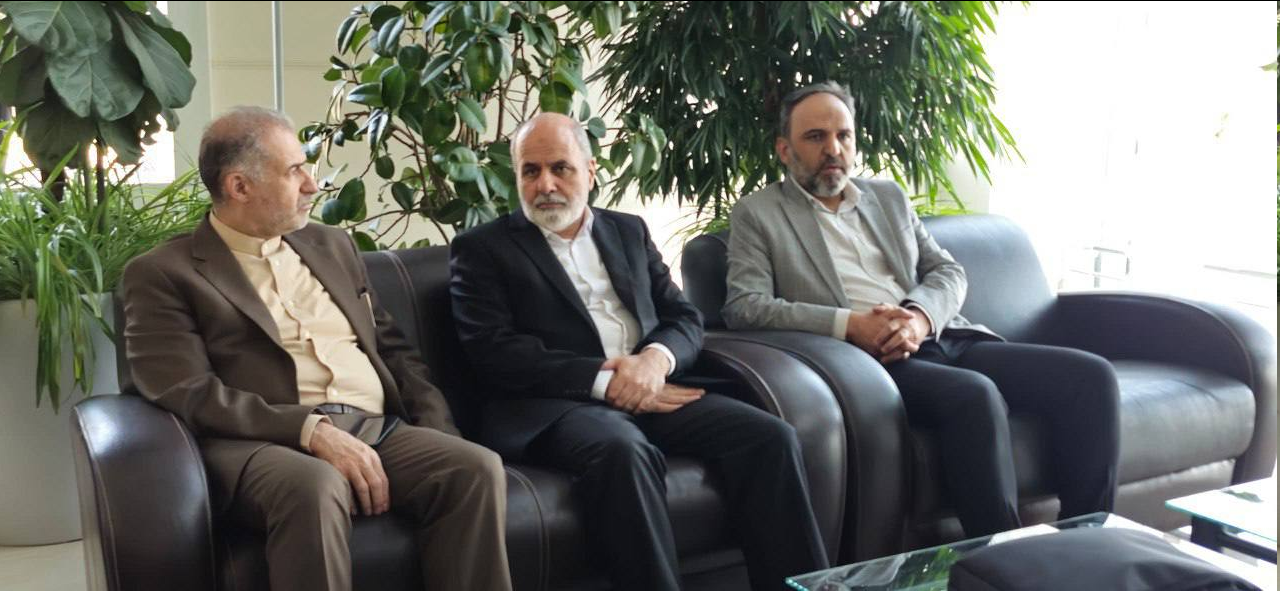 احمدیان: باید از فرصت‌هایی که جلوی پای ملت‌ها باز شده، استفاده کرد