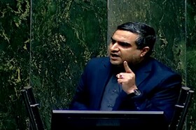 اسحاقی: درد مردم عدم مسئولیت‌پذیری مسئولین است نه تحریم‌ها