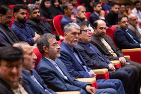 سید عباس صالحی، وزیر فرهنگ و ارشاد در اختتامیه سیزدهمین دوره مسابقات ملی مناظره دانشجویان ایران