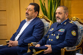 عزیز نصیرزاده، وزیر دفاع و سید محمد اتابک، وزیر صمت در مراسم بدرقه رئیس جمهور به کشور عمان