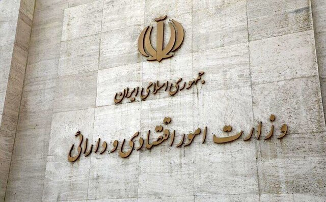 پرهیز نمایندگان مجلس از برخورد سیاسی در انتخاب وزیر اقتصاد
