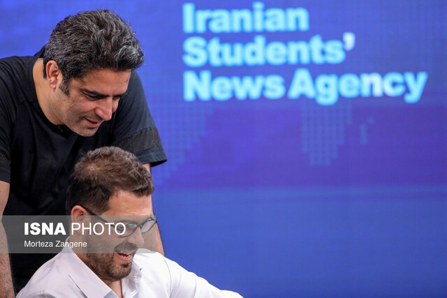 منوچهر هادی و پژمان بازغی در ایسنا/تلویزیون را متعلق به خودمان میدانیم منوچهر هادی و پژمان بازغی در ایسنا/تلویزیون را متعلق به خودمان میدانیم