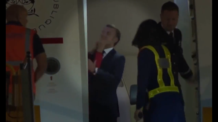 چوب معلم/ در خانه مکرون چه خبر است؟