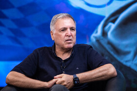 زرینچه: مثل برخی پیراهن ندادم که خانه و ماشین بخرم/ گفتند از استقلال برو!