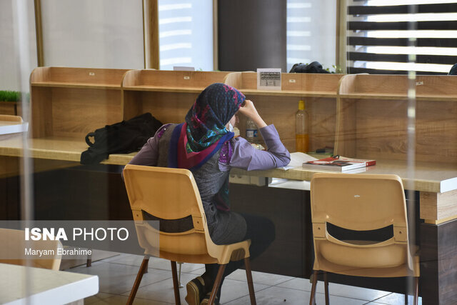 فرماندار مرکز لرستان: والدین باید الگوی مطالعه باشند