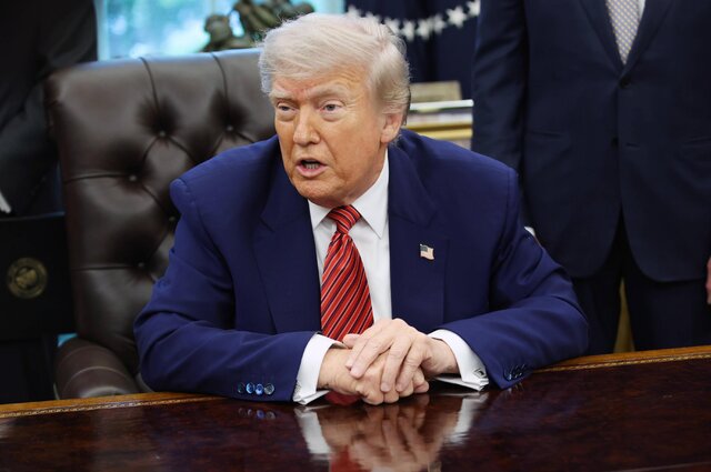 ترامپ: اگر در کالیفرنیا دخالت نمیکردم، لسآنجلس نابود میشد ترامپ: اگر در کالیفرنیا دخالت نمیکردم، لسآنجلس نابود میشد