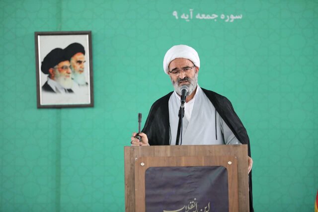 دشمنان با تحریف واقعیات انقلاب به‌دنبال تغییر آثار تربیتی امام‌ راخل هستند