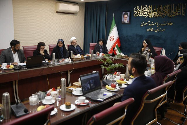 نگاه صرف حقوقی به موضوعات حقوق خانواده پاسخگوی پیچیدگیهای آنها نیست نگاه صرف حقوقی به موضوعات حقوق خانواده پاسخگوی پیچیدگیهای آنها نیست