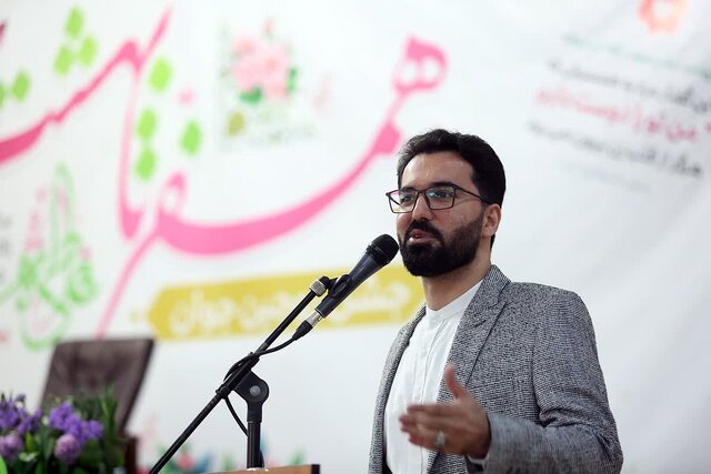 جشن ازدواج ۳۲۵ زوج جوان در حرم حضرت فاطمه معصومه (س) + تصاویر