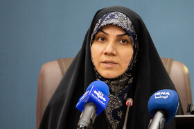 زهرا گلپایگانی، رئیس کارگروه ساماندهی مد و لباس کشور در نشست خبری سیزدهمین جشنواره مد و لباس فجر