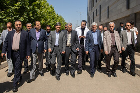 بازدید محمدرضا ظفرقندی، وزیر بهداشت و پرویز فتاح، رئیس ستاد اجرایی فرمان امام از شهرک دارويى بركت