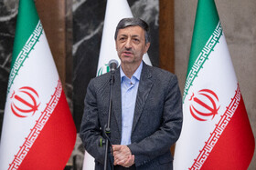 سخنرانی پرویز فتاح، رئیس ستاد اجرایی فرمان امام در مراسم رونمايى از ٢٣ محصول دارويى جديد گروه سلامت و دارويى بركت
