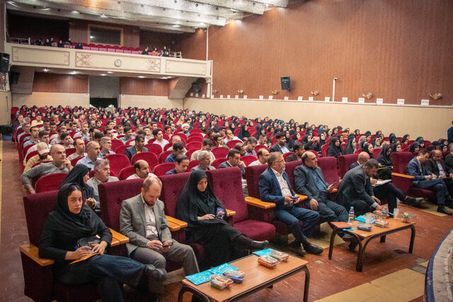 آشنایی معلمان با هوش مصنوعی به همت جهاددانشگاهی قزوین