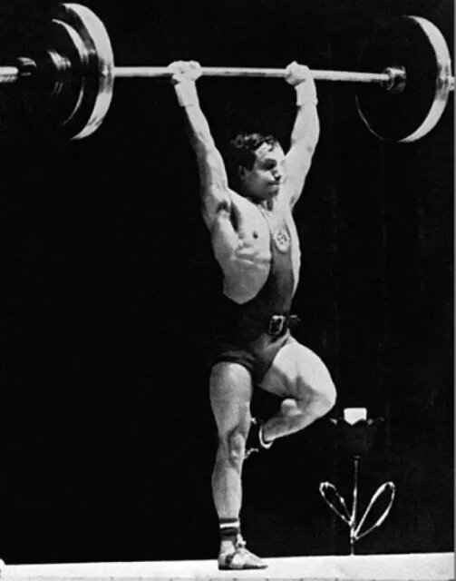 قهرمان المپیکی که به دست پسرش کشته شد