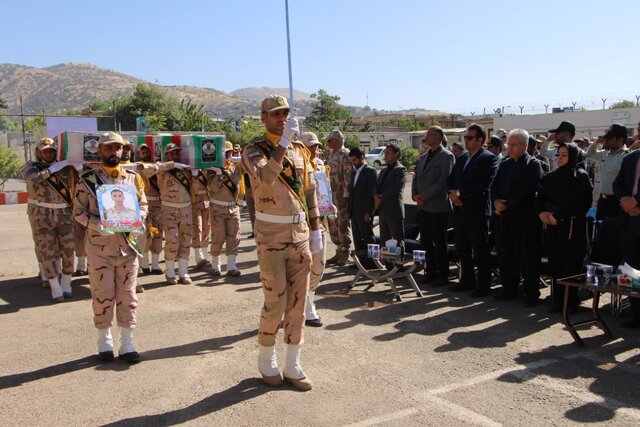 وداع باشکوه با پیکر دو شهید مرزبانی در مریوان+ عکس