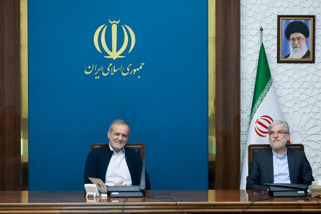 پزشکیان: دانشگاهها پیشنهادهای عملی برای مدیریت مسائل استانها ارائه دهند پزشکیان: دانشگاهها پیشنهادهای عملی برای مدیریت مسائل استانها ارائه دهند