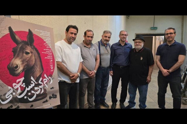 حضور اکبر عبدی در تئاتر شهر و چند خبر دیگر