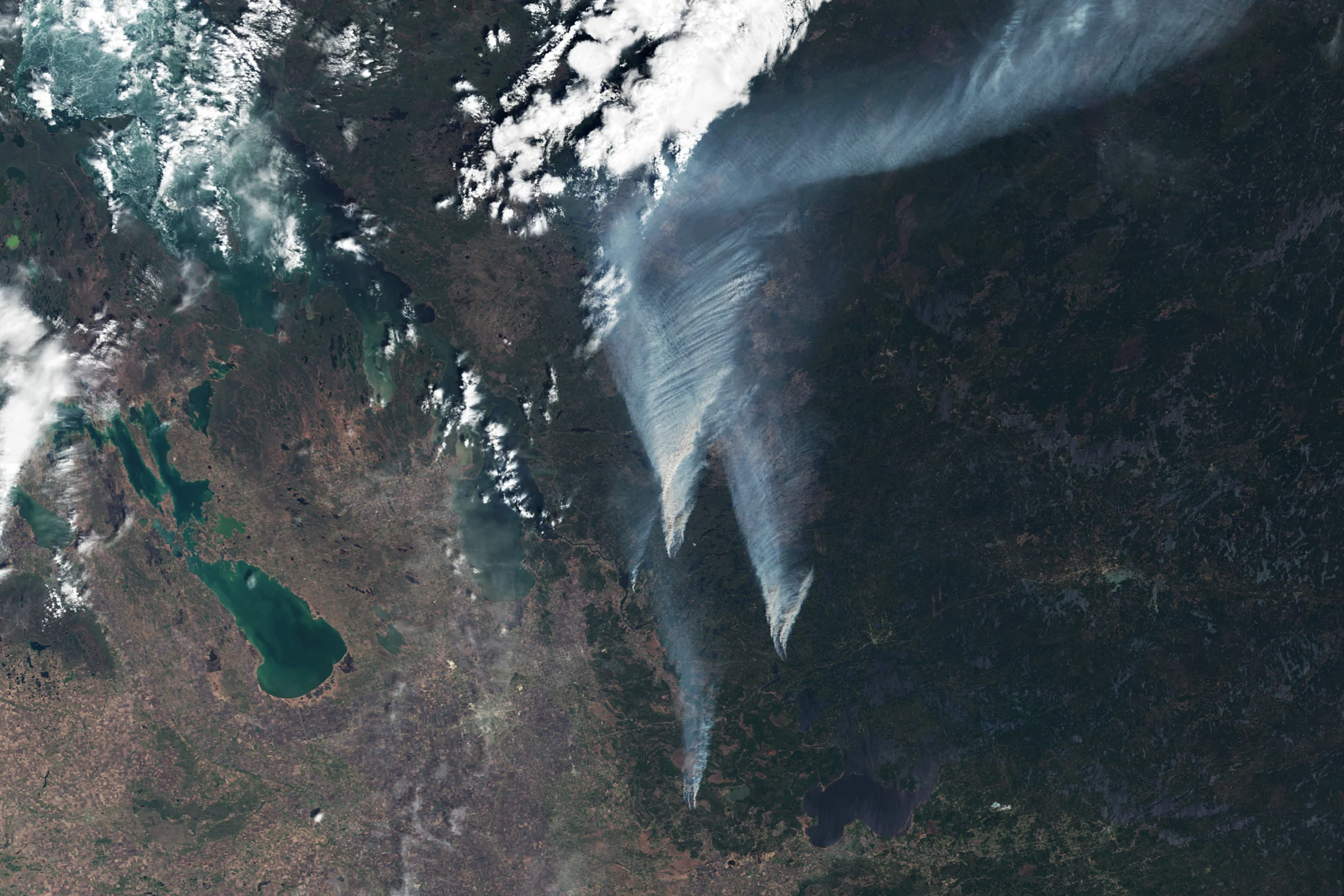 نگاهی به برترین تصاویر علمی ماه از نگاه مجله «نیچر»