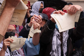 فریاد اعتراض از قلب دانشگاه کلمبیا؛ نه به سرکوب حامیان فلسطین