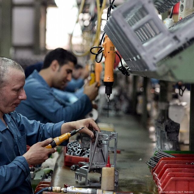 پیشبینی بستههای سرمایهگذاری برای مردم/جلوگیری از وضع قوانین خلق الساعه!