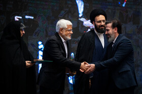 تقدیر از برگزیدگان در اجلاسیه کنشگران حوزه امام خمینی (ره)