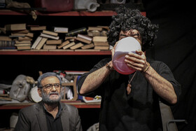 تئاتر “زهرماری”