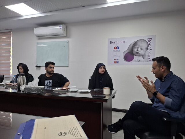 بازدید دانشجویان دانشگاه خوارزمی از یک شرکت زیستفناوری