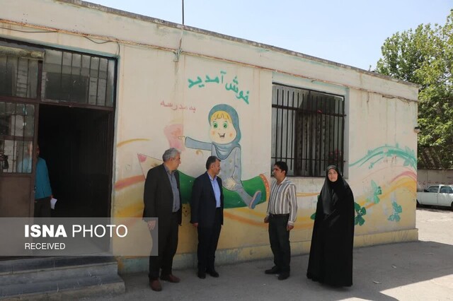 بازدید مدیرکل آموزش و پرورش قزوین از مدرسه باغ نشاط