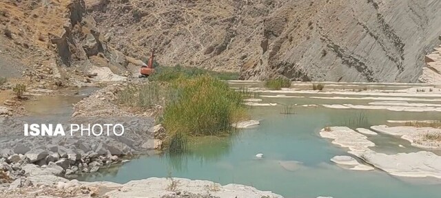 تخریب یا ساماندهی آبشار کیوان گچساران؟