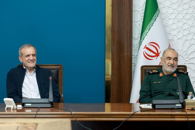 بسته خبری ایران اکونومیست از اخبار رئیسجمهور در ۲۴ ساعت گذشته