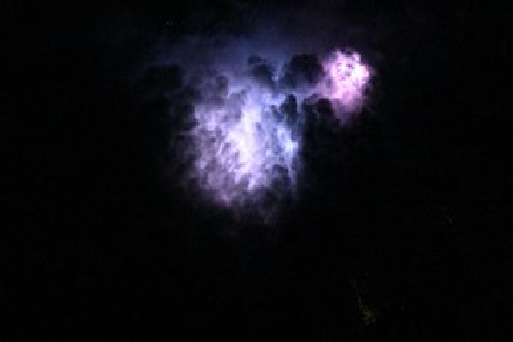 عکاسی فضانوردان ناسا از صاعقه