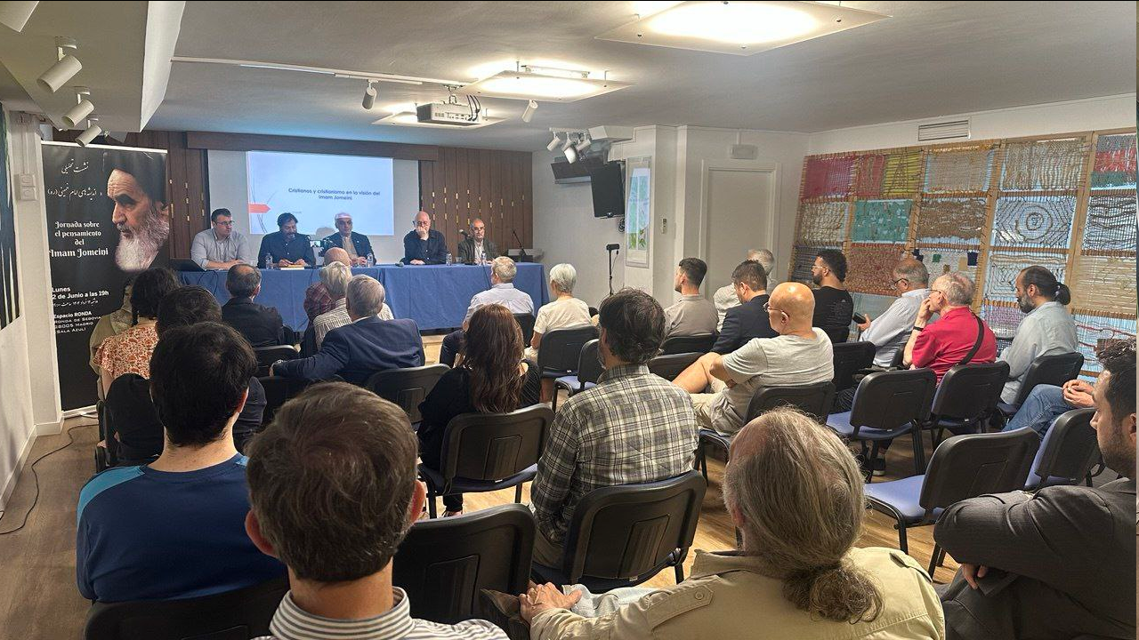 برگزاری مراسم سالگرد رحلت امام خمینی (ره) در مادرید