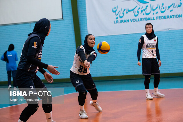  دو والیبالیست دختر زنجانی به اردوی تیم ملی نوجوانان دعوت شدند