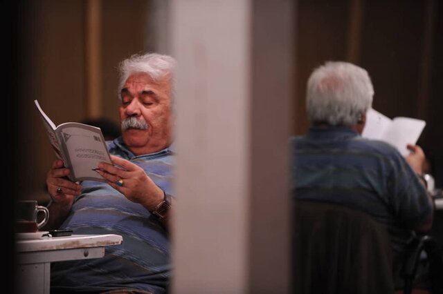 انتشار رمان عدنان غُریفی در سالروز تولدش انتشار رمان عدنان غُریفی در سالروز تولدش