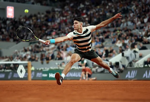 نمایش بیرحمانه کارلوس آلکاراس در رولان گاروس! نمایش بیرحمانه کارلوس آلکاراس در رولان گاروس!