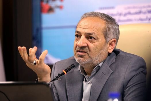 حل مشکل رتبه‌بندی ۱۲۰۰ معلم که در پوشه قرمز قرار داشتند/ منتفی شدن برخی از آرای تخلفات اداری فرهنگیان
