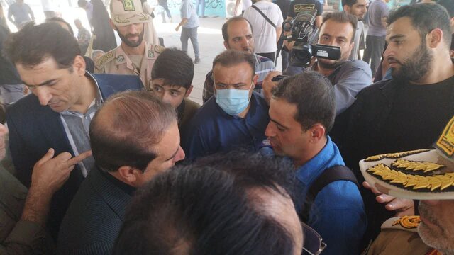 استاندار ایلام از مرز مهران بازدید کرد