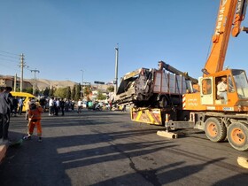 نقص فنی خودرو پسماند شهرداری صدرا ۱۱ مصدوم بر جای گذاشت