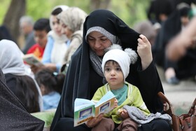 قرائت دعای عرفه در همدان